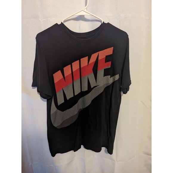 Nike Men's Size Medium Black Graphic Tee Athletic Cut Big Logo - Picture 1 of 11